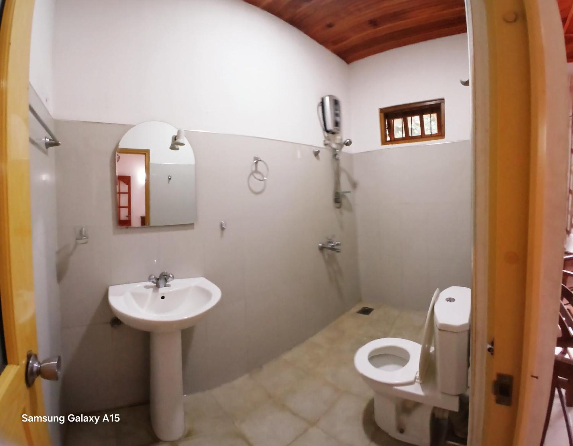 Jasmine Garden Inn Ella Bagian luar foto
