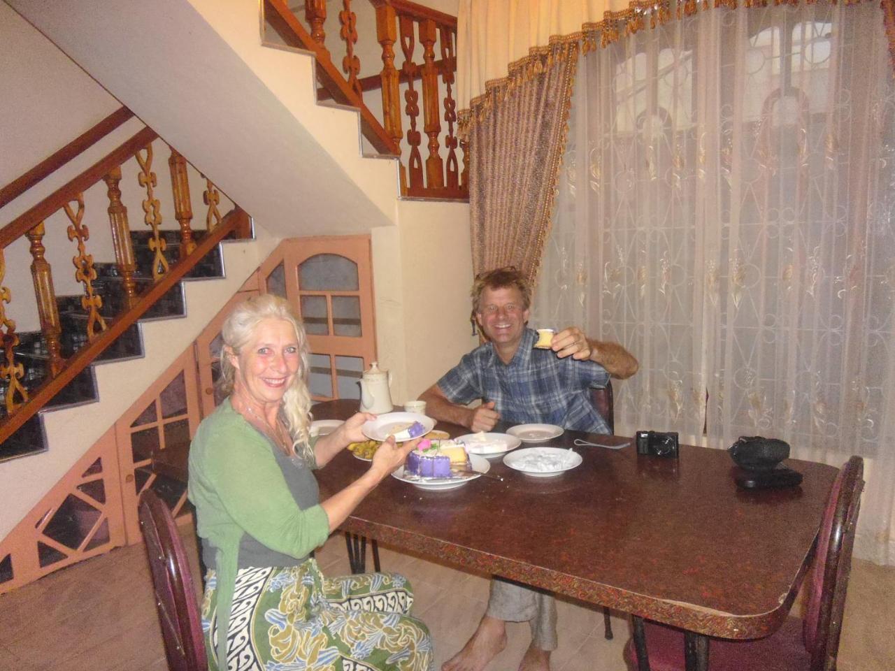 Jasmine Garden Inn Ella Bagian luar foto